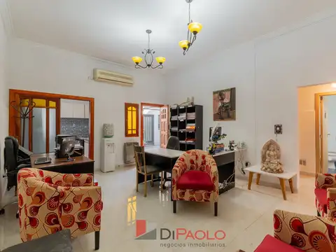 Venta PH 3 ambientes con patio y cochera en Villa Bosch