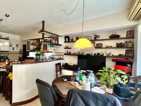 Depto Tipo Casa en Venta 45 años