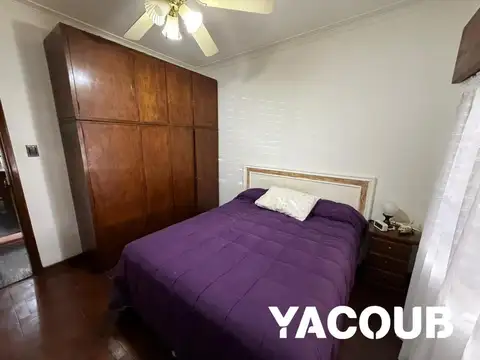 Casa en venta - 2 Dormitorios 2 Baños - La Plata