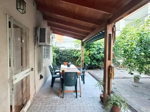Casa 3 ambientes con 2 baños