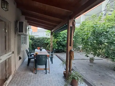 CASA EN SAN LORENZO