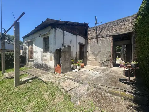 Venta de PH con patio al fondo, Lomas de Zamora.