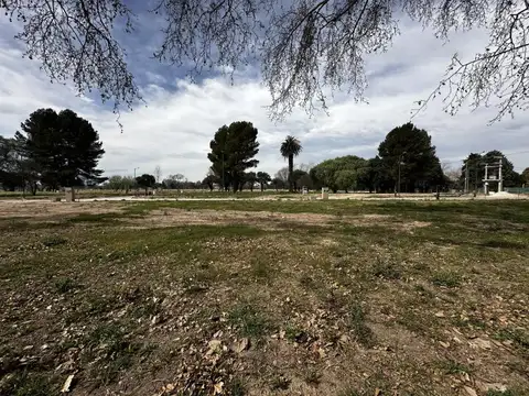 Terreno en Venta en Villa Eucarística, USD 115.000