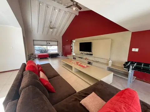 Casa en Venta en Mendoza, USD 420.000