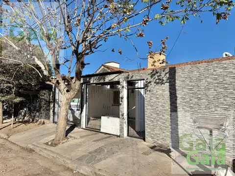 CASA EN BARRIO HUAICO
