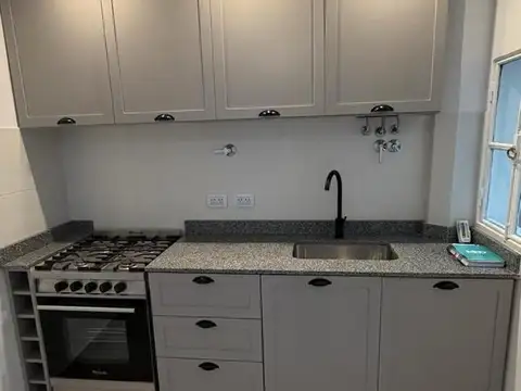 Depto Tipo Casa en Venta en Caballito, USD 119.000