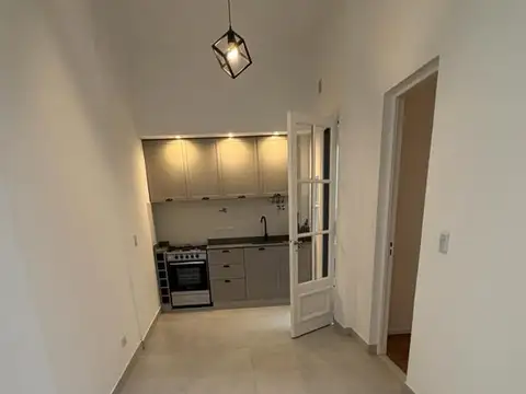 Venta de PH de 2 amb en planta baja con patio en Caballito. Reciclado