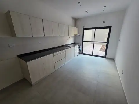 Depto Tipo Casa en Venta de 3 dormitorios