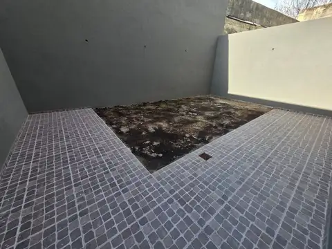 Depto Tipo Casa 4 ambientes con 2 baños