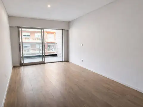 DEPARTAMENTO 4 AMBIENTES VENTA CABALLITO COCHERA