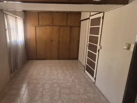 Casa en Venta en Godoy Cruz, USD 87.000