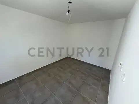 Departamento en Venta en Villa Lynch, USD 55.000