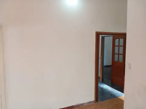 Depto Tipo Casa 4 ambientes con 1 baño