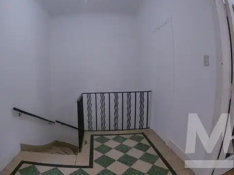 Oficina 4 ambientes con 1 baño