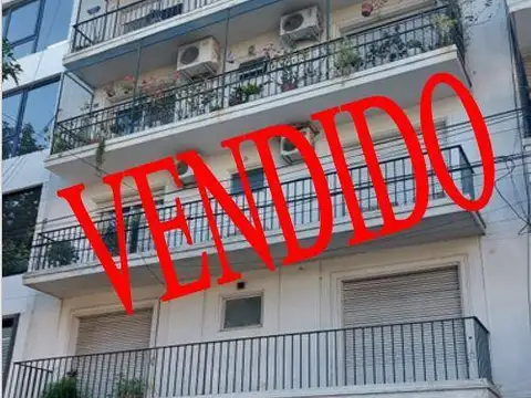 Departamento 4 ambientes con cochera en VENTA en Flores APTO CRÉDITO