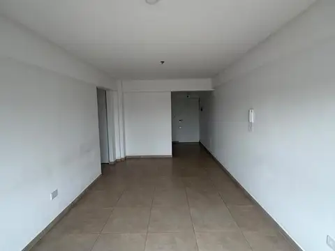 Departamento en Alquiler en Ituzaingo, $ 650.000