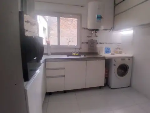 Depto Tipo Casa en Venta 51 años