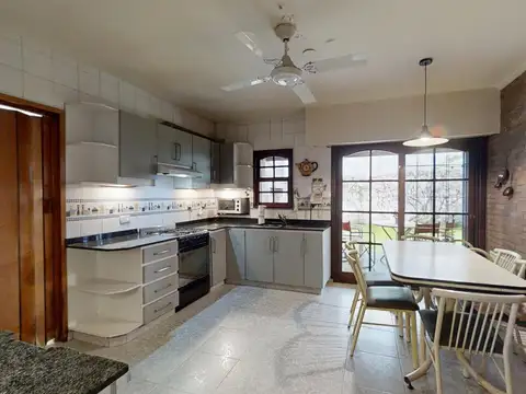 Casa en Venta al Este
