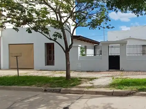 Casa de 3 dormitorios en alquiler