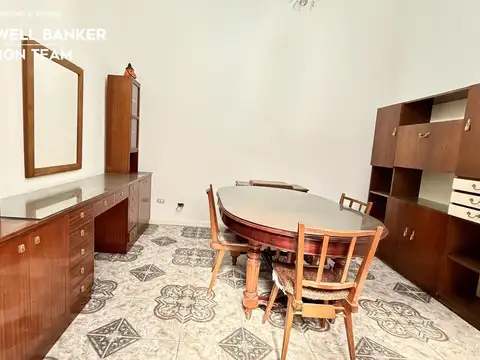 Depto Tipo Casa en Venta 60 años