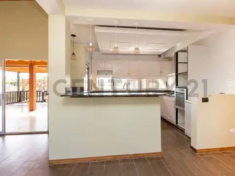 VENTA CASA 6 AMBIENTES - BARRIO PRIVADO MATISSE - ACEPTA PERMUTA MENOR VALOR