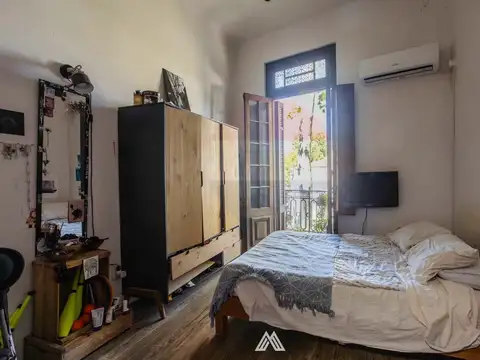 Local en Venta 96 años