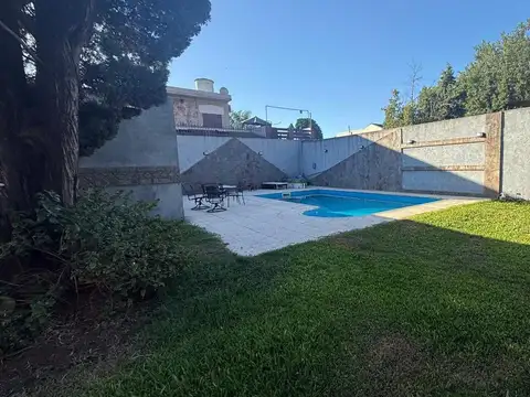 Casa en Venta al Oeste