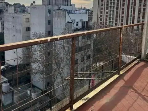 En venta! 2 Ambientes al frente con balcón Terraza  Barracas