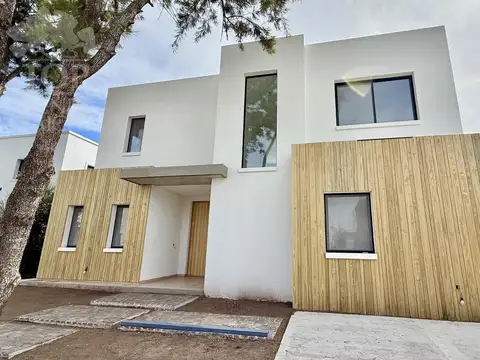 Casa en venta en Laguna Grande - Villanueva