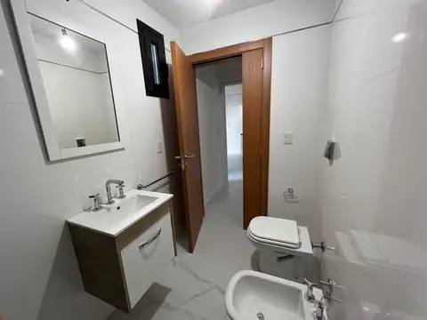 Av. Emilio Castro al 7400