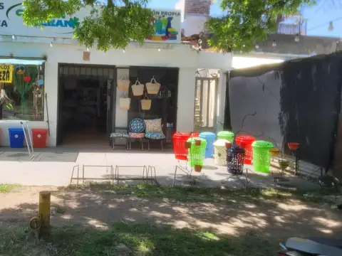 Depto Tipo Casa Monoambiente con 3 baños