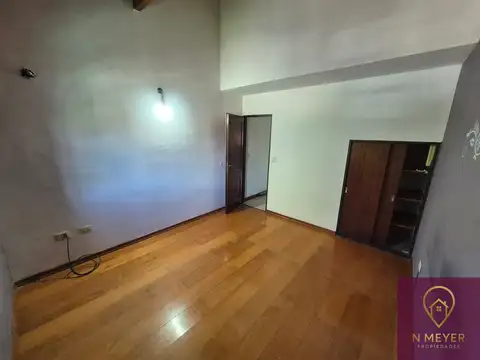 Depto Tipo Casa 4 ambientes con 1 baño
