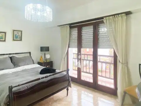 Depto Tipo Casa en Venta 40 años