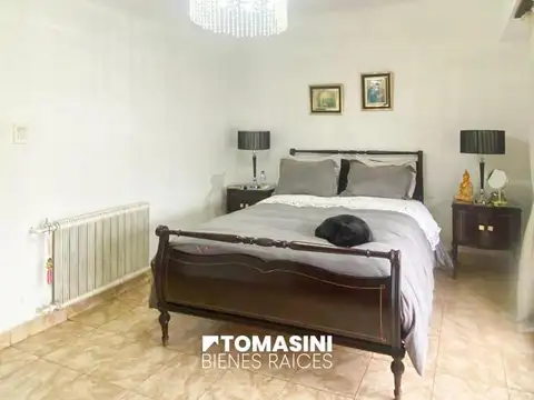 Depto Tipo Casa 4 ambientes con 2 baños