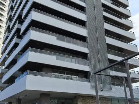 Avenida Caseros 100 bis -Torreon del Rio