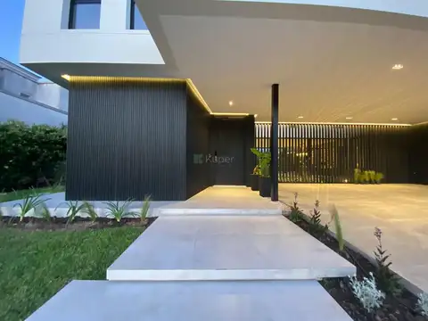 Casa en Venta de 5 dormitorios