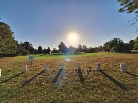Terreno en Club de Campo El Ombu