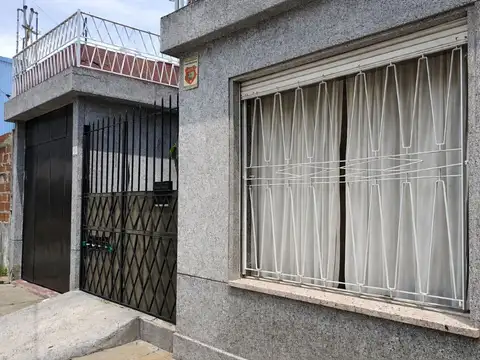 PH 4 Amb al frente con terraza y cochera