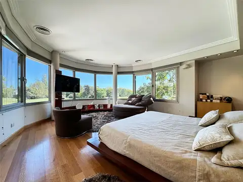 Casa en Venta con cochera