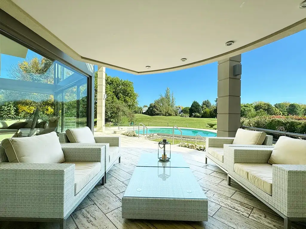 Casa en Venta - 4 dormitorios -