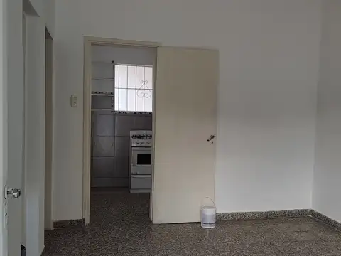 Casa en Alquiler en Castelar Norte, $ 500.000