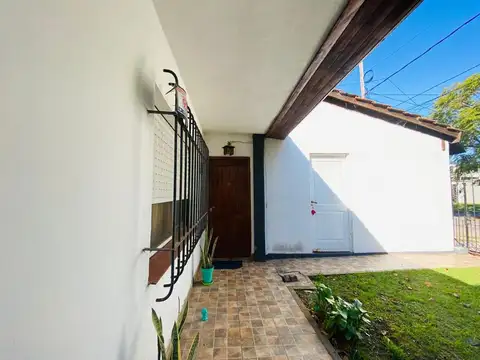 Depto Tipo Casa en Venta de 4 ambientes