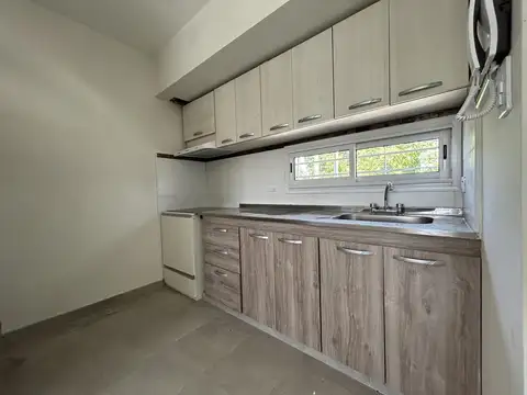 Casa 2 ambientes con 1 baño