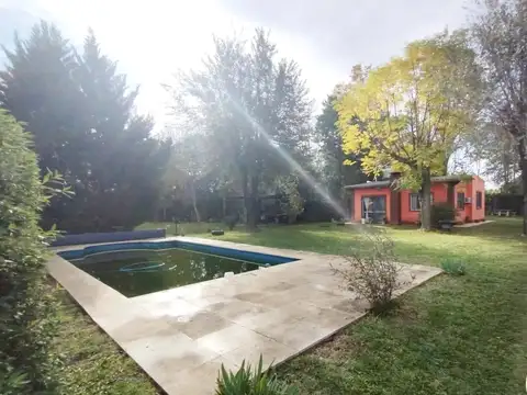 VENTA QUINTA 4 AMBIENTES LOBOS