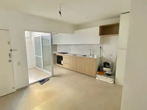 Departamento en venta - 2 ambientes en Colegiales Reciclado