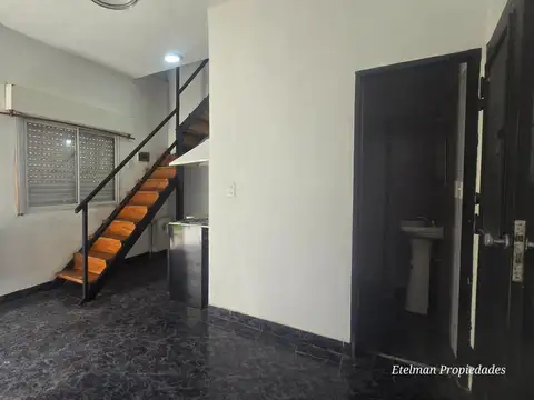 Depto Tipo Casa en Alquiler de 2 ambientes