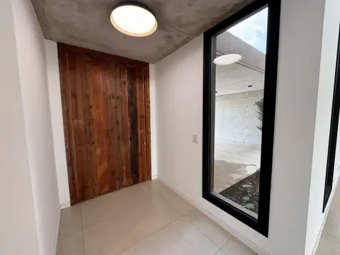 Colectora Norte Acceso Oeste Km 47 Y Ruta 24