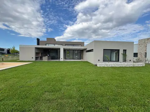 CASA A ESTRENAR EN UNA PLANTA EN TERRAVISTA