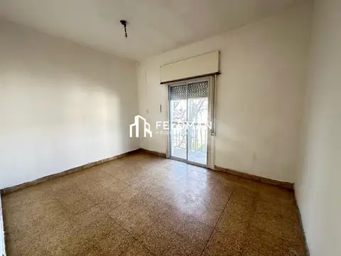 Depto Tipo Casa en Alquiler en Morón, $ 750.000