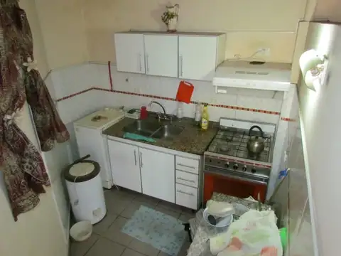 Casa 4 ambientes con 1 baño
